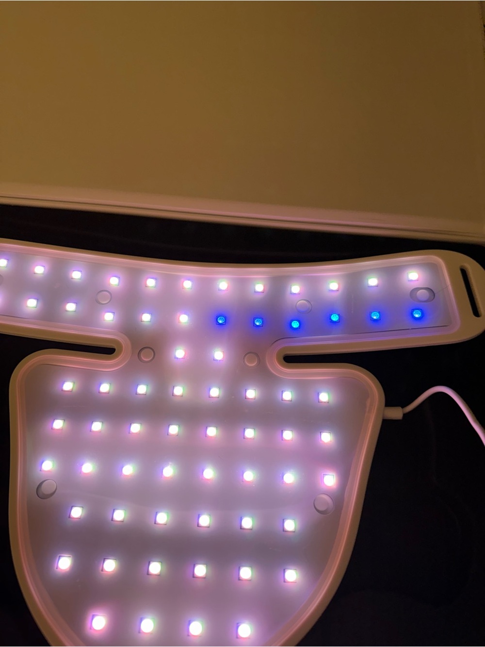 LED Red Light Therapy Face & Neck Mask - Picture 6 of 15